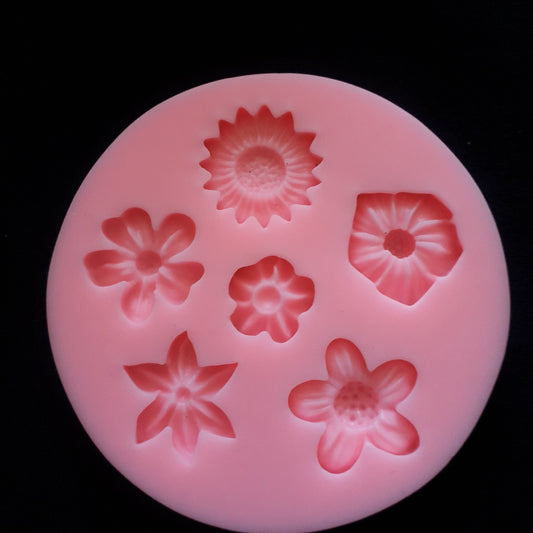 MOLDE SILICONA FLORES PEQUEÑAS X 6