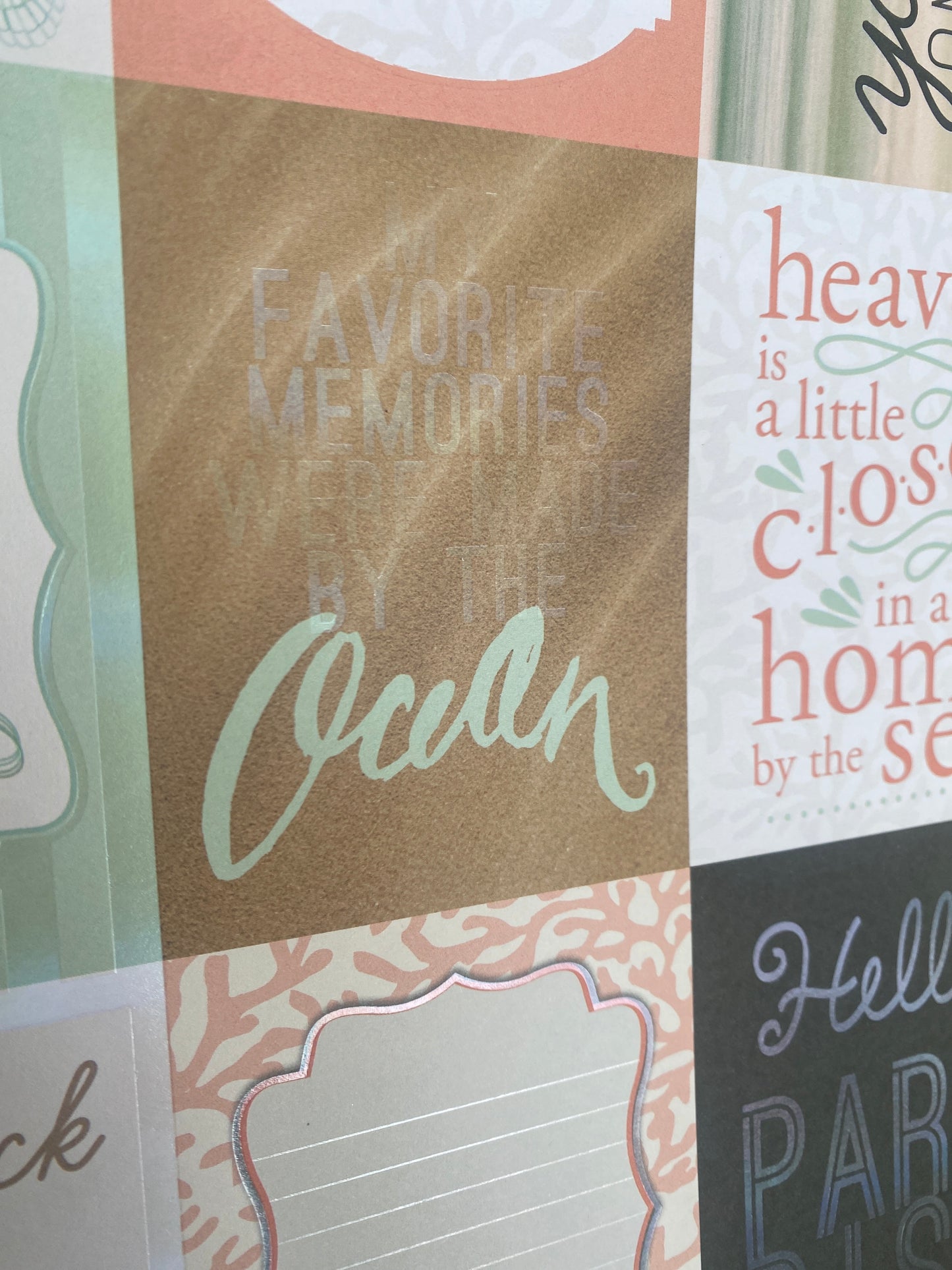 LAMINA DECOSCRAPP-DECOUPAGE 30 x30 -VARIAS CON APLICACIONES GLITER-DORADO