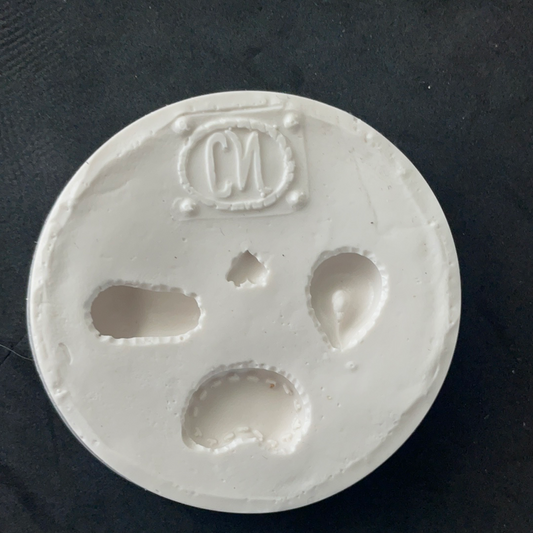 MOLDE SILICONA PIECITO  y BABERO INFANTIL